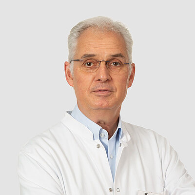 Dr. Tobias Schuster